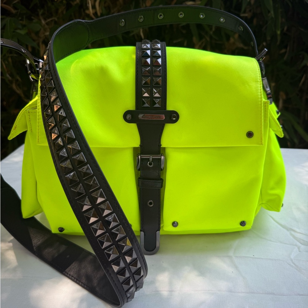 Michael Kors Olivia Neon Acid Yellow Studded Messenger Shoulder Handbag NWT